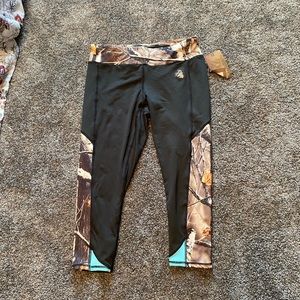 Camo leggings